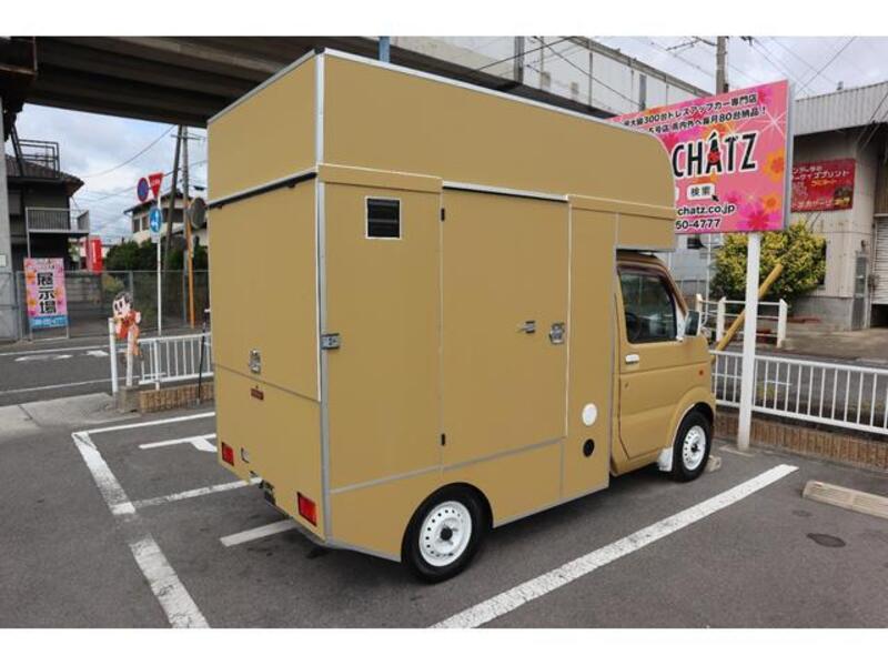 CARRY TRUCK