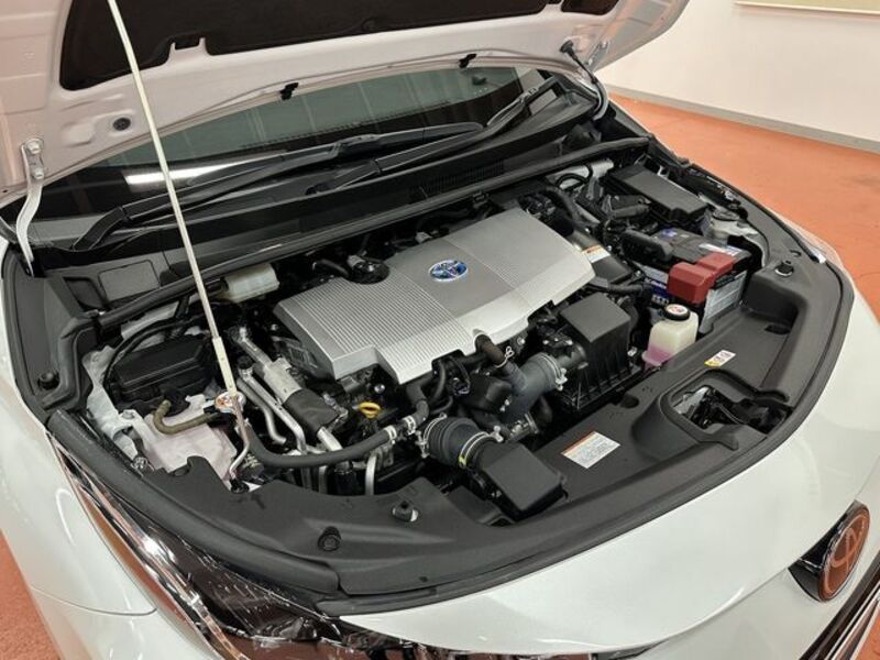 PRIUS PHV