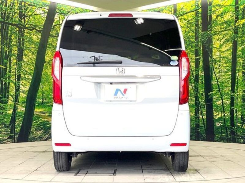 N BOX