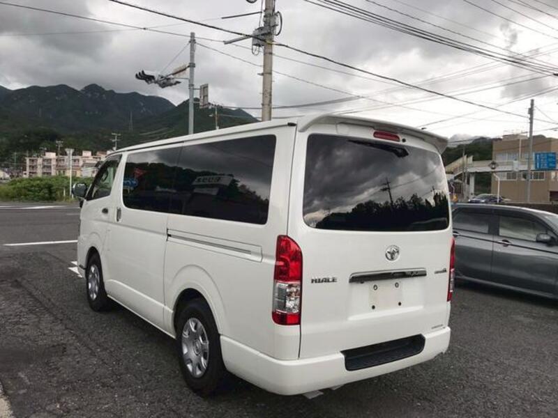 HIACE VAN