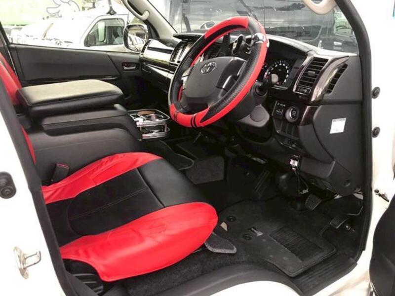HIACE VAN