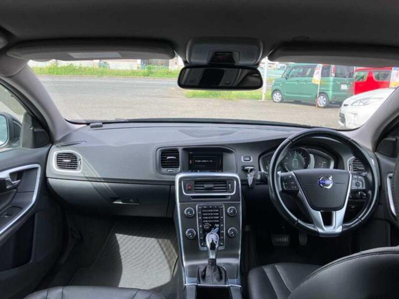 V60