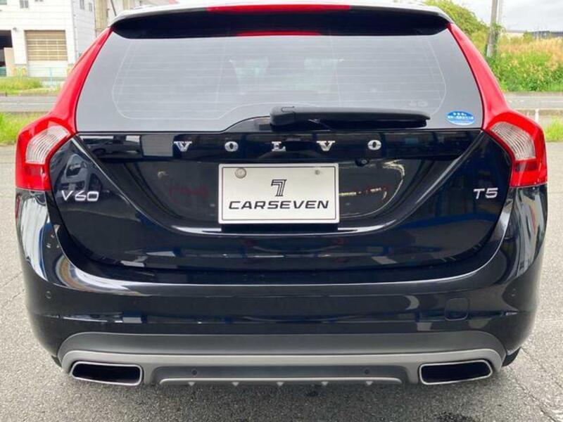 V60