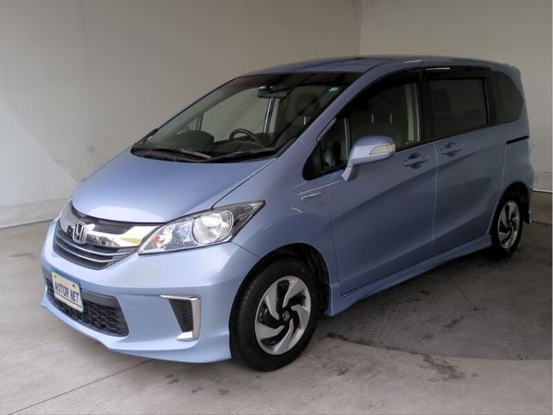 HONDA FREED HYBRID