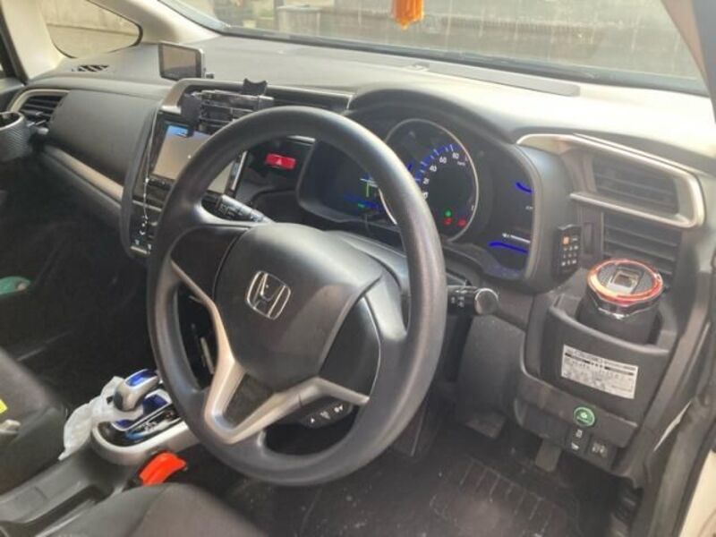 FIT HYBRID