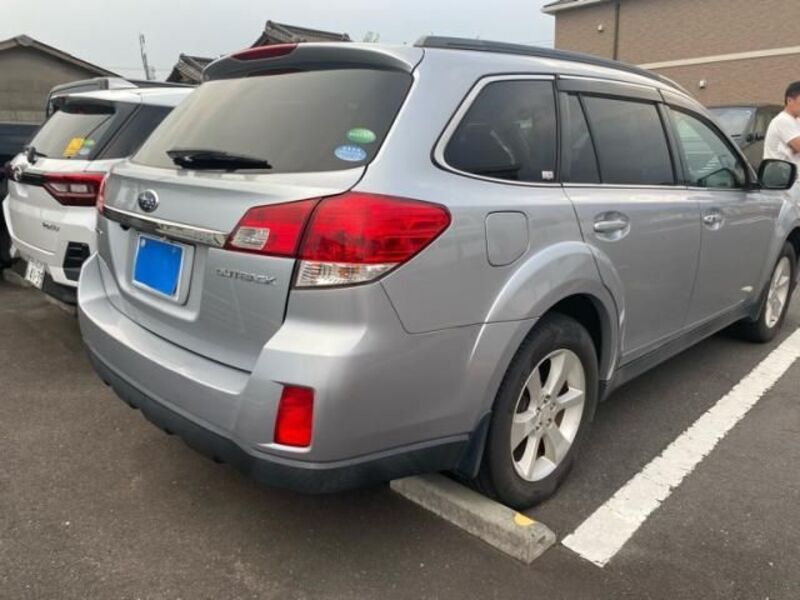 LEGACY OUTBACK