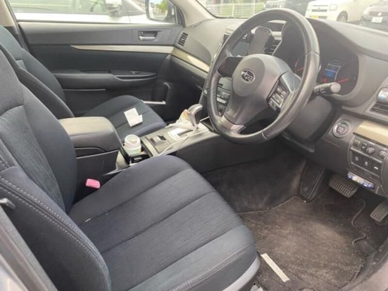 LEGACY OUTBACK