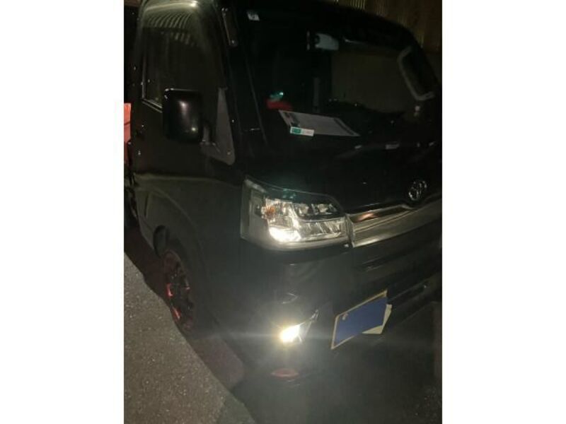 PIXIS TRUCK