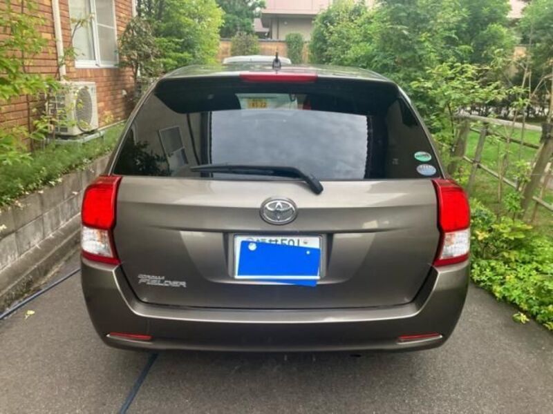 COROLLA FIELDER
