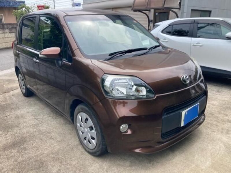 TOYOTA PORTE