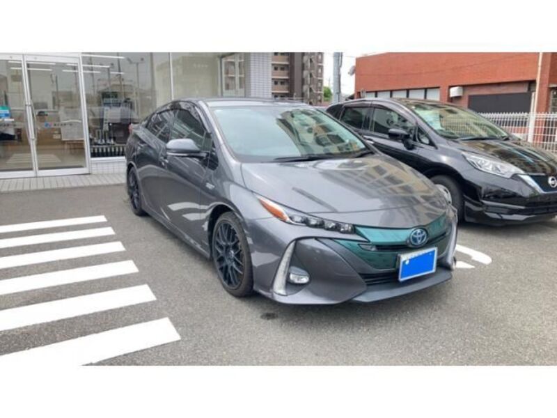PRIUS PHV