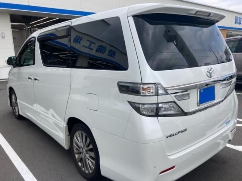 VELLFIRE