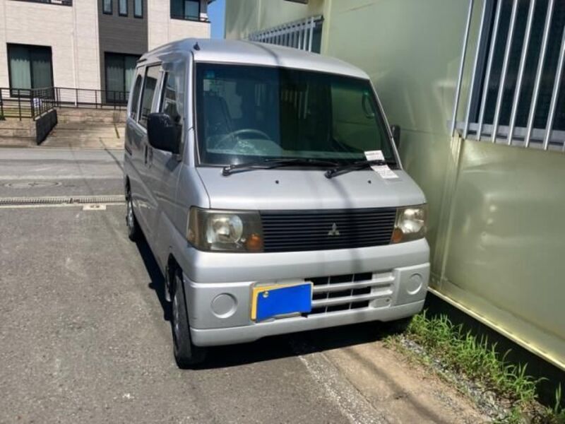 MITSUBISHI MINICAB VAN