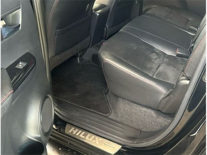 HILUX