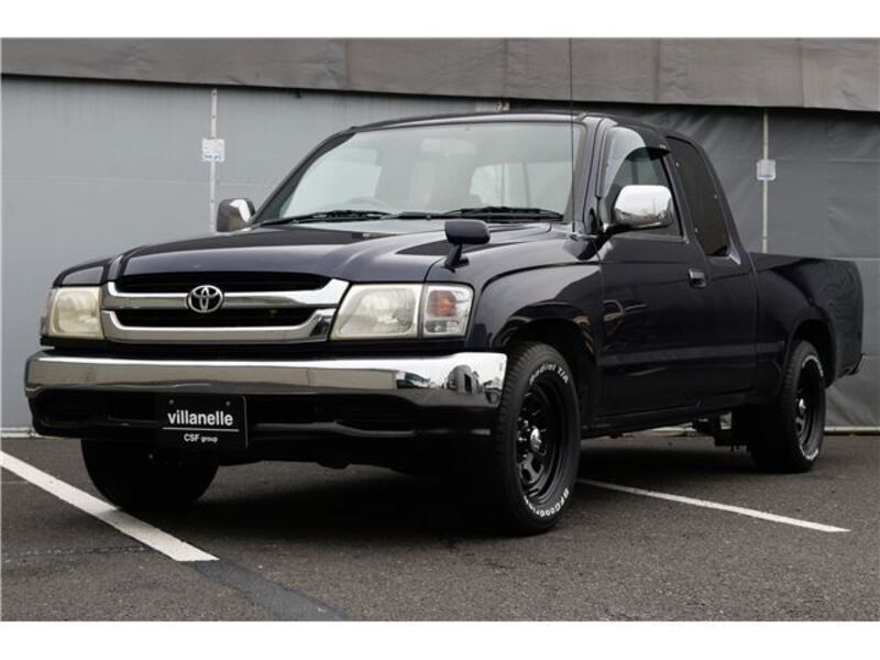 HILUX