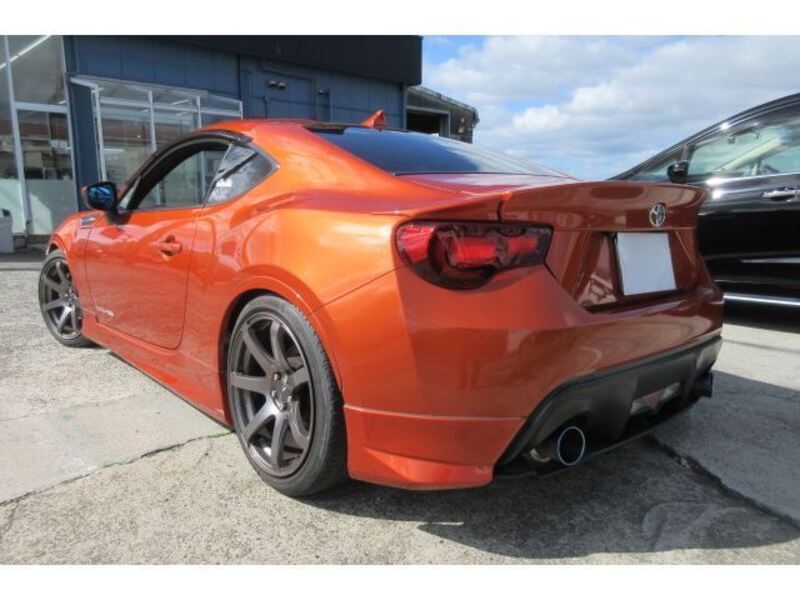 86