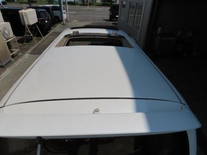 GRAND HIACE