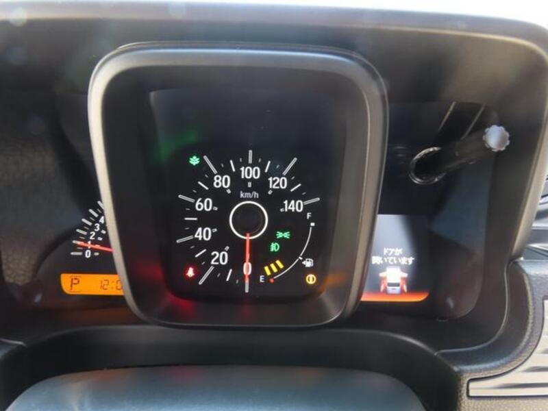 N-VAN