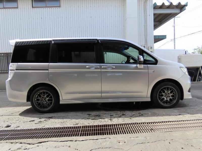 STEPWAGON SPADA