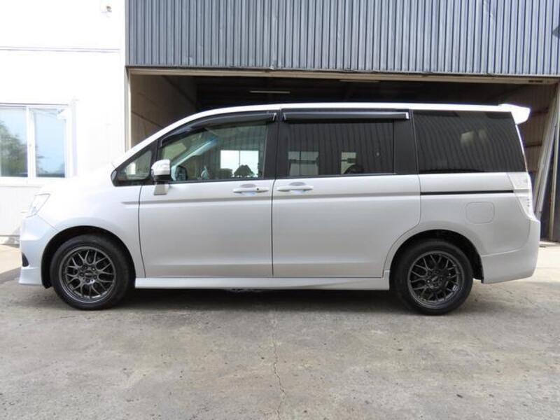 STEPWAGON SPADA