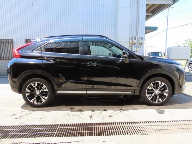 ECLIPSE CROSS