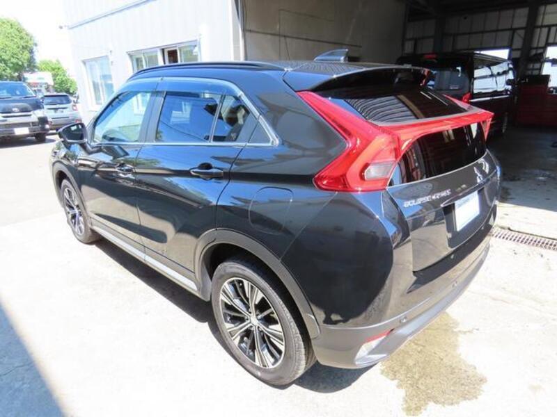ECLIPSE CROSS