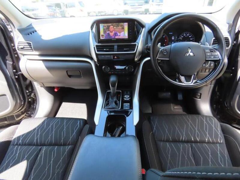 ECLIPSE CROSS