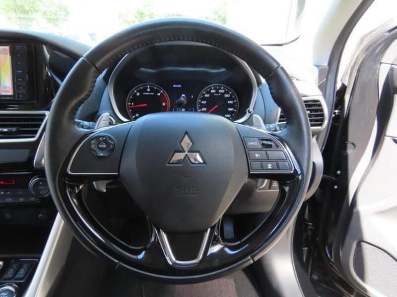 ECLIPSE CROSS