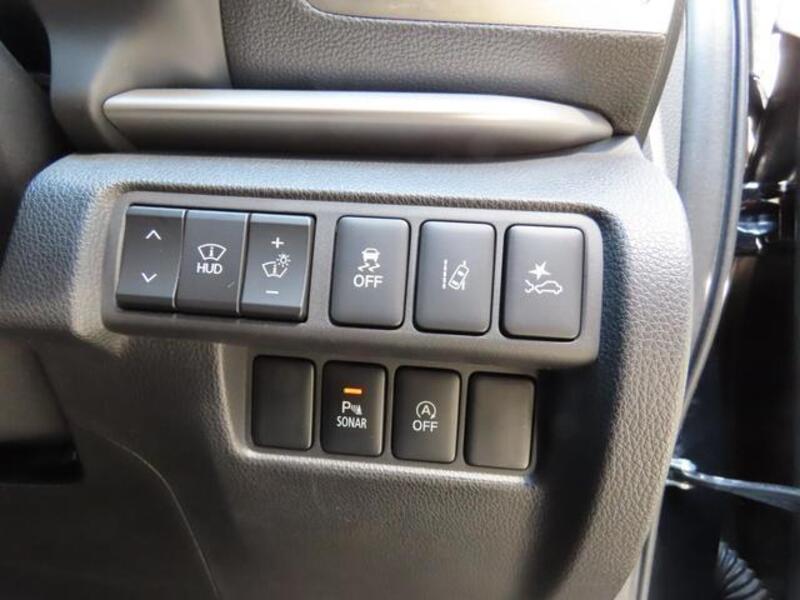 ECLIPSE CROSS