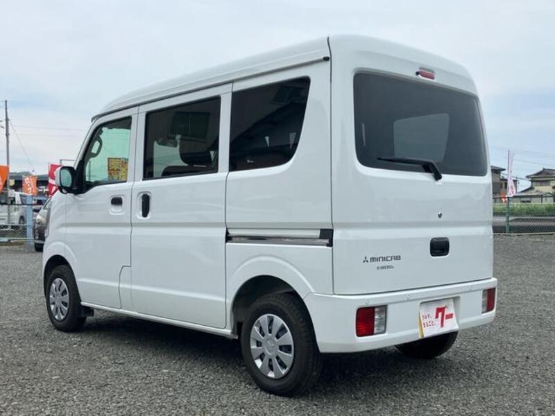 MINICAB VAN