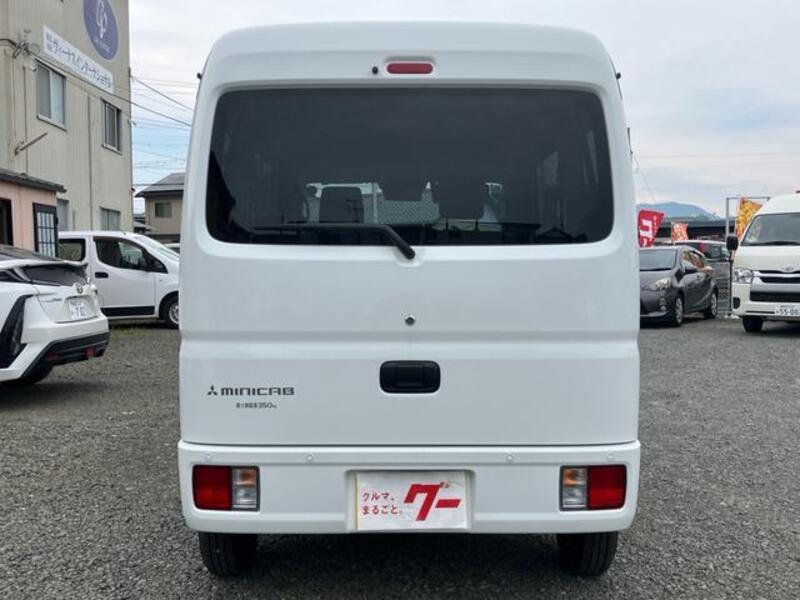 MINICAB VAN