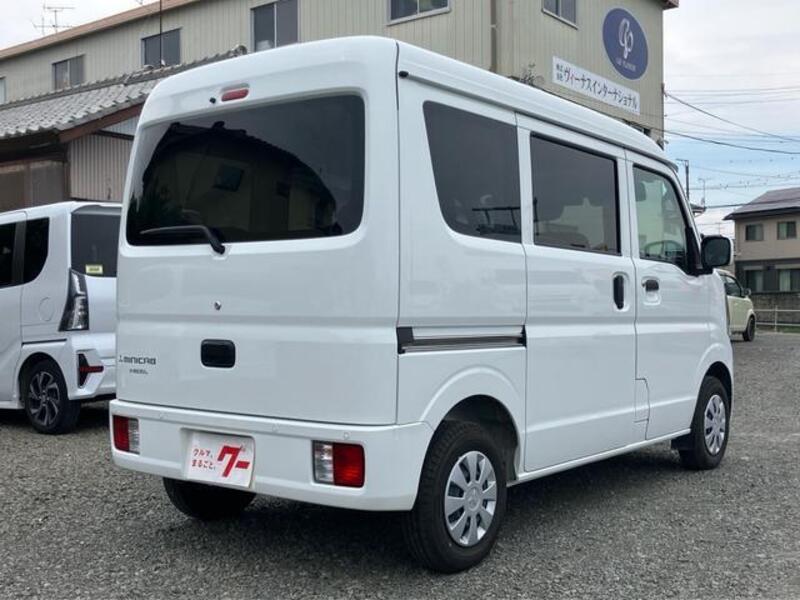 MINICAB VAN