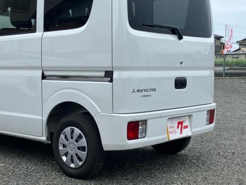MINICAB VAN