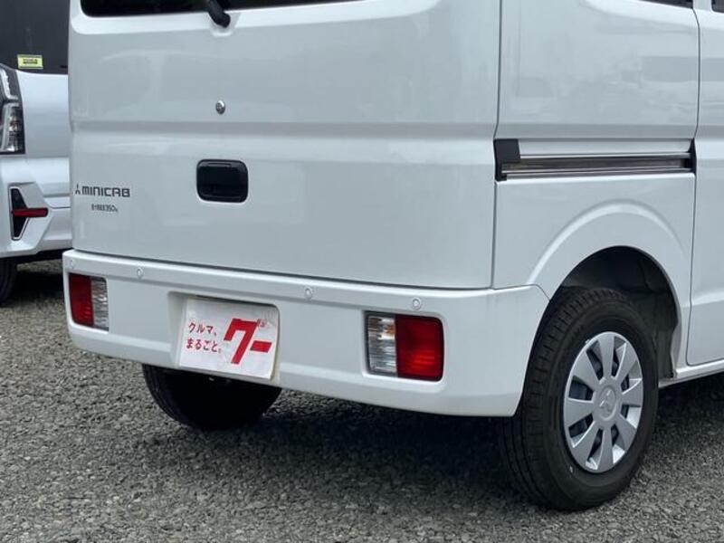 MINICAB VAN