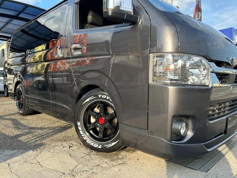 HIACE VAN