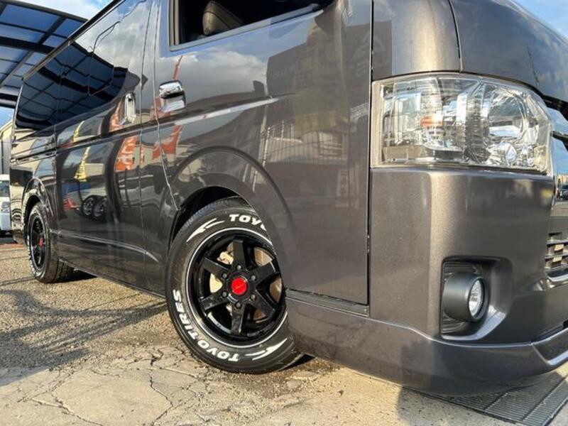 HIACE VAN