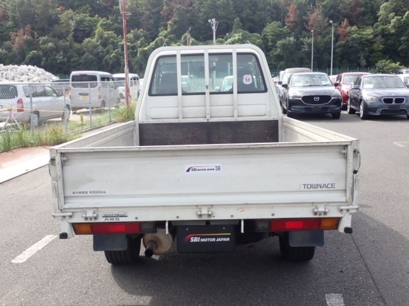 TOWNACE TRUCK