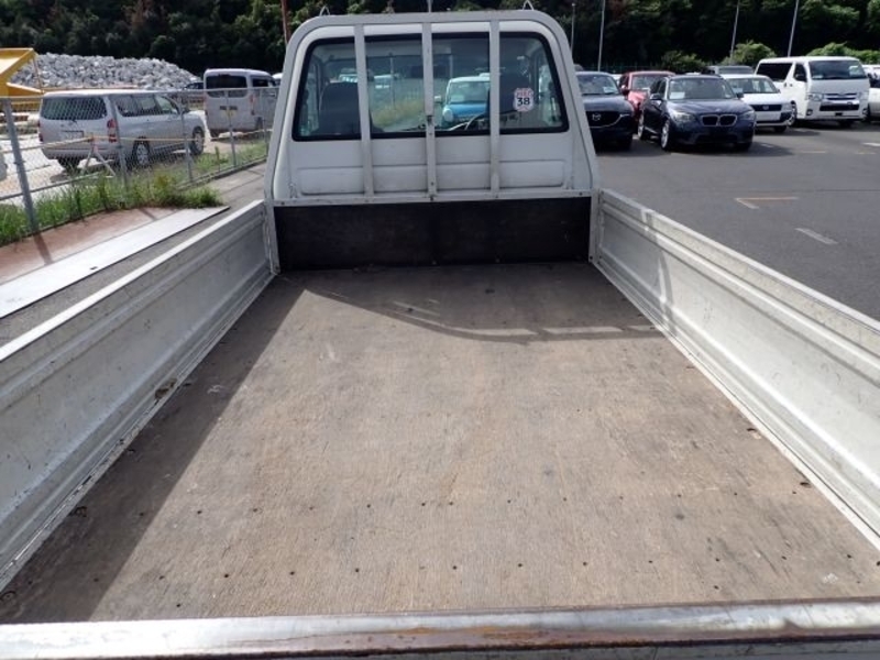 TOWNACE TRUCK