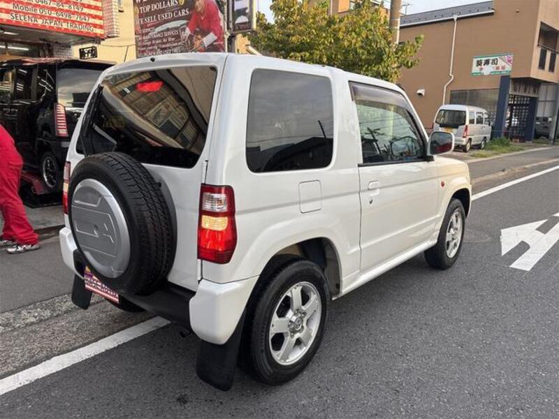 PAJERO MINI