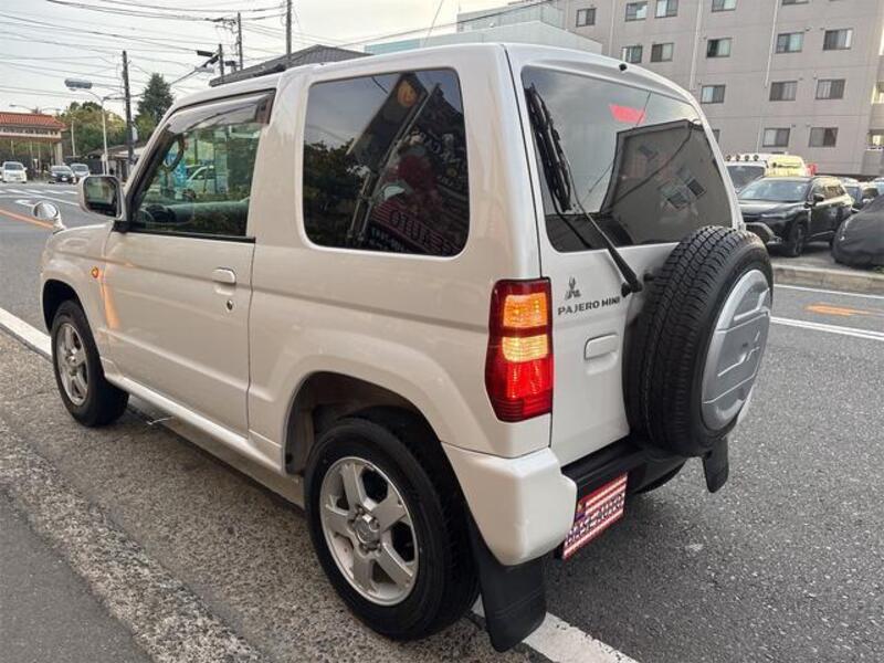 PAJERO MINI