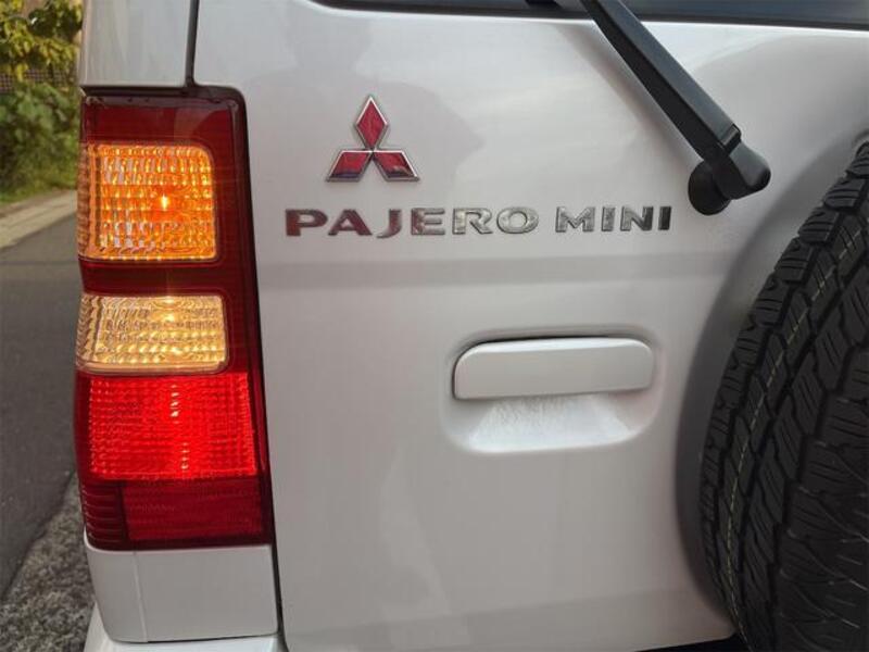 PAJERO MINI