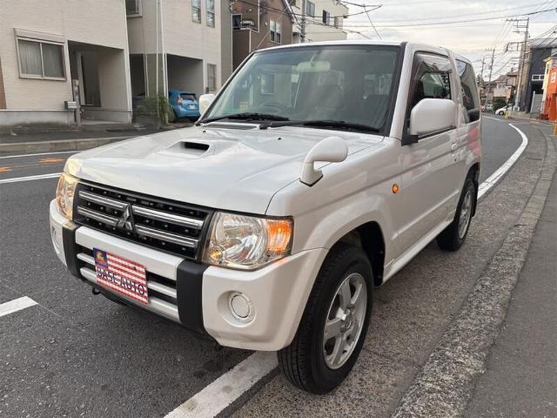MITSUBISHI PAJERO MINI