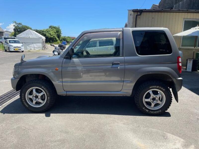 PAJERO MINI