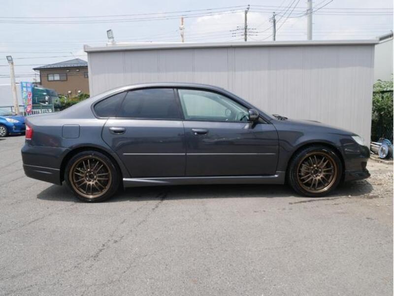 LEGACY B4