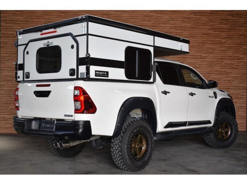 HILUX