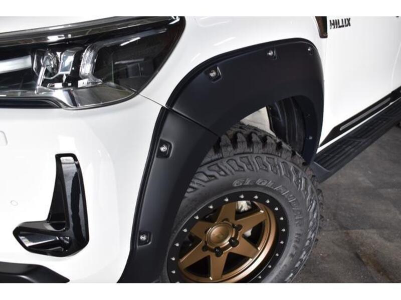 HILUX