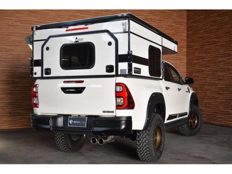 HILUX