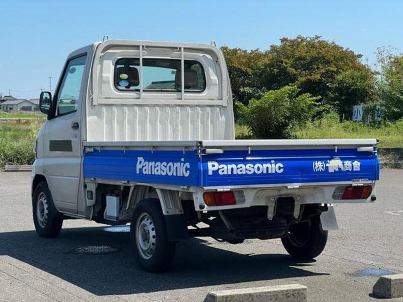 CLIPPER TRUCK