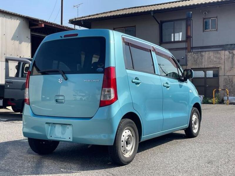 WAGON R