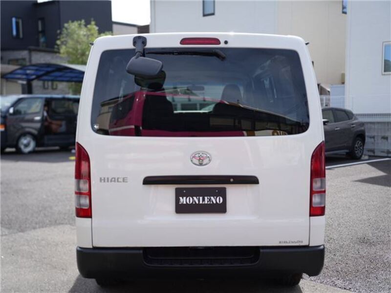 HIACE VAN